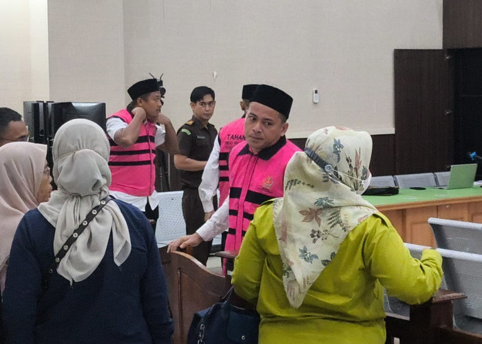 3 Terdakwa Korupsi Pamsimas Mukomuko Jalani Sidang Perdana, Tidak Ajukan Eksepsi