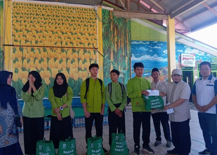 BAZNAS Provinsi Bengkulu Salurkan Bantuan Sembako Siswa SMAN 3 Kota Bengkulu