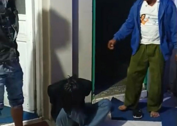 Manfaatkan Kondisi Masjid Tak Terkunci, Remaja di Kebun Beler Tertangkap Basah Curi Kotak Amal