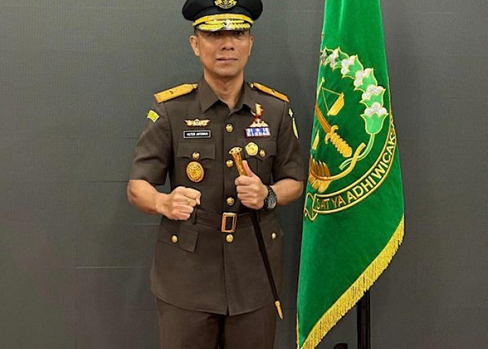Sukses Ungkap Korupsi Triliunan di Kejati Bengkulu, Victor Antonius Promosi ke Bapissus
