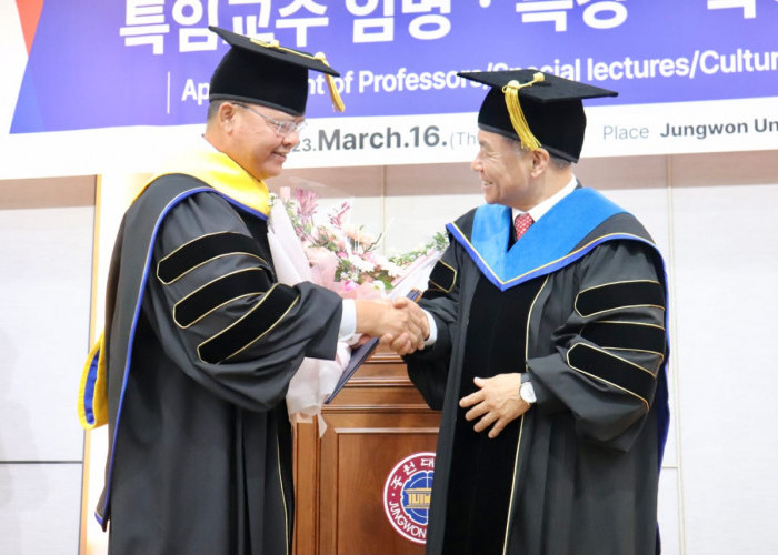 Gubernur Rohidin Mersyah Dianugrahi Gelar Profesor dari Universitas Jungwon Korsel 