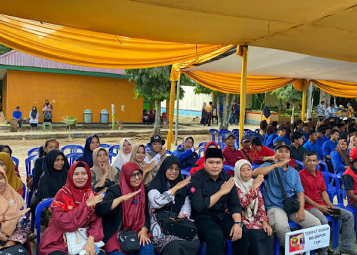 Andaru Pranata Kembali Salurkan Bantuan Alsintan untuk Petani di Bengkulu Utara
