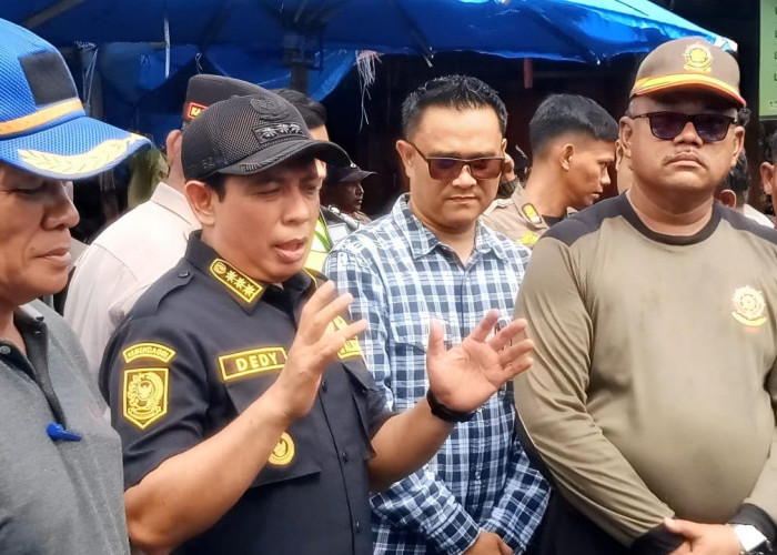 Temui Pedagang KZ Abidin, Walikota Bengkulu Minta Berjualan di Pasar Minggu dan PTM