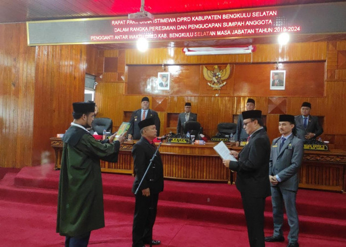Pelantikan PAW Dahun Rosyadi, Imron Amin Resmi Anggota DPRD Bengkulu Selatan 