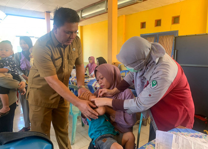 1.212 Anak di Kecamatan Babatan Seluma Serentak Lakukan Imunisasi Polio
