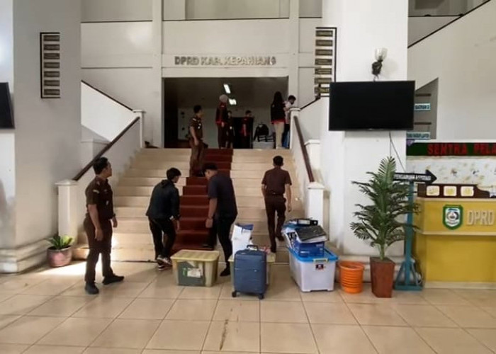 Kantor DPRD Kepahiang Digeledah Jaksa: Belasan Boks Dokumen Disita, 1 Ruangan Disegel