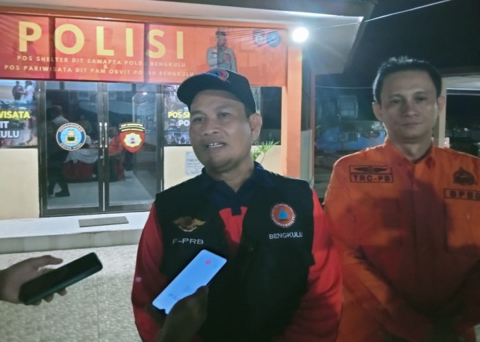 BPBD Provinsi Bengkulu Terus Pantau Aktivitas Wisatawan di Pantai Panjang Selama Nataru 