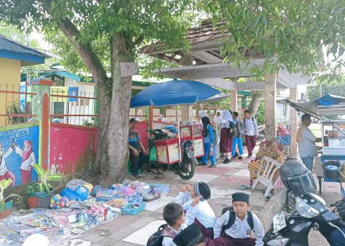 Sekolah Dilarang Jual Seragam ke Siswa, Dikbud Kota Bengkulu: Ada Sanksi Tegas