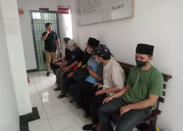 Siap Disidangkan, 12 Tersangka Kasus Korupsi Dana BTT Seluma Dilimpahkan ke Kejati Bengkulu