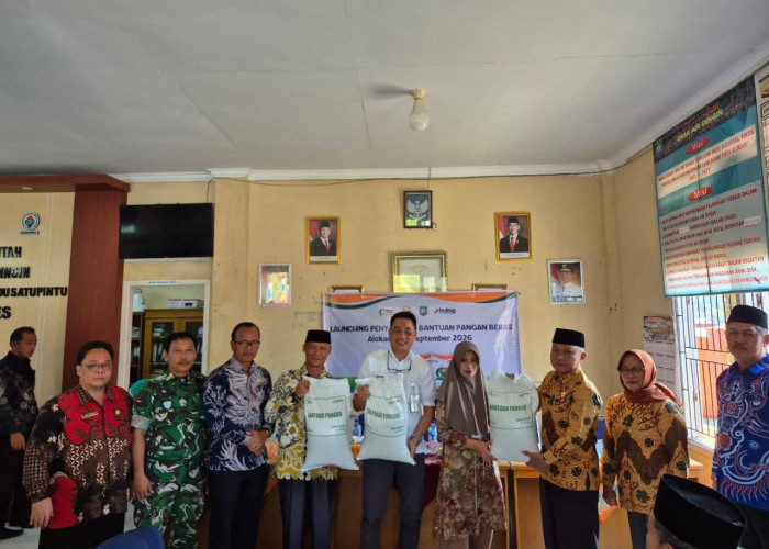 Launching Penyaluran Bantuan Pangan Beras, BULOG Bengkulu Salurkan 7.917.060 Kg Beras untuk 263.902 PBP