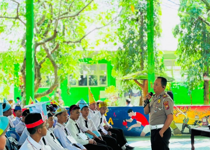 Jadi Pelopor Keselamatan Jalan Raya, Ratusan Siswa Baru di Bengkulu Selatan Diajak Tertib Lalu Lintas