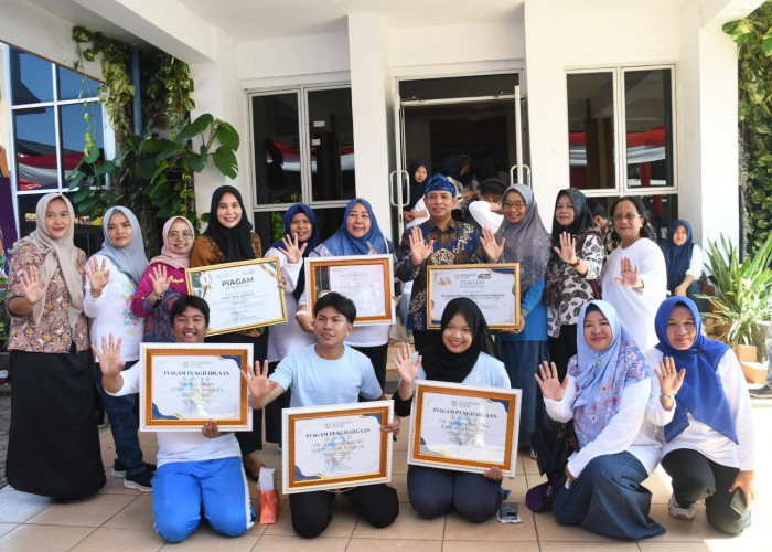 Hari Keluarga Nasional ke-33, Wali Kota Bengkulu Jadi Orang Tua Asuh bagi 20 Anak Berisiko Stunting