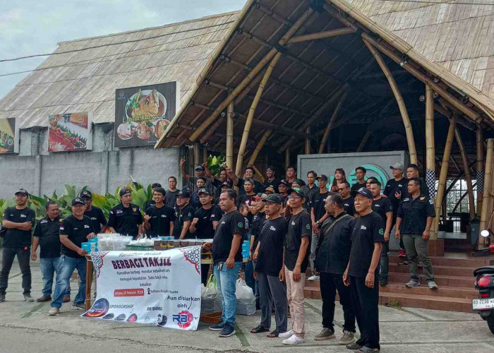 80 Driver TMO Bengkulu Turun ke Jalan, Bagikan Takjil Gratis untuk Masyarakat