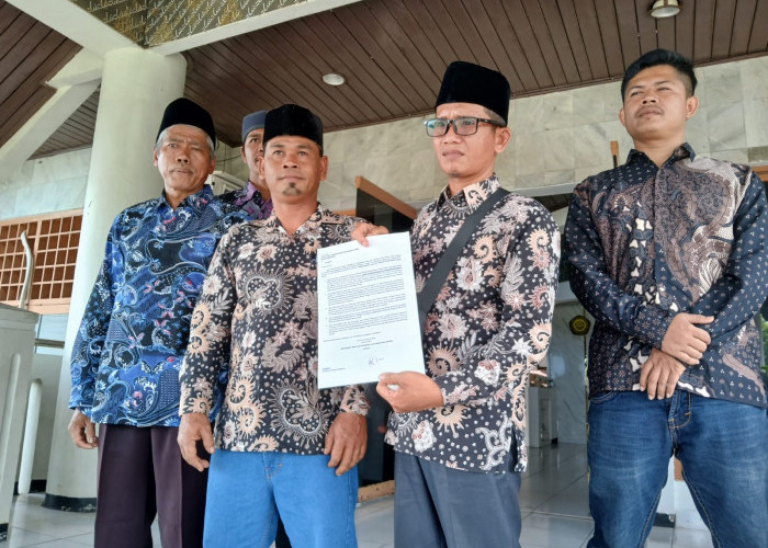 Masyarakat Adat Desa Penarik Datangi Dinas ESDM Bengkulu, Komplain Tambang Beroperasi di Wilayahnya