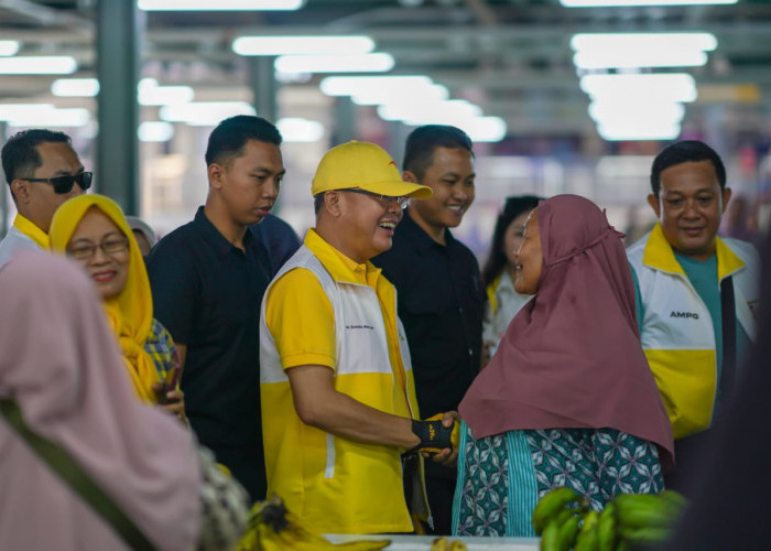 Rohidin Mersyah Blusukan ke Pasar Kutau, Pedagang Berpesan Lanjutkan Pembangunan