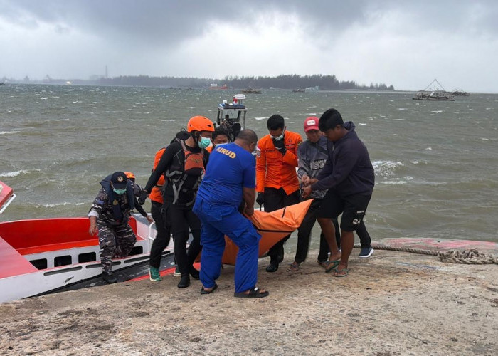 3 Hari Pencarian, Nelayan yang Hilang di Pantai Pasir Putih Ditemukan Meninggal Dunia