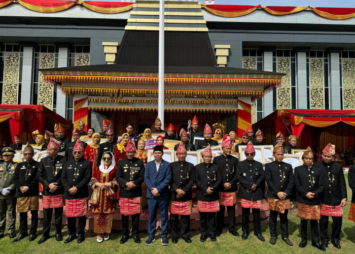 Kajati Bengkulu Hadiri Upacara Peringatan HUT Provinsi Bengkulu ke-56