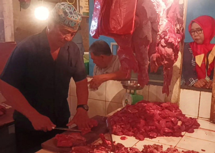 Harga Pangan di Kota Bengkulu Jelang Nataru: Daging Sapi Stabil, Sayur dan Bumbu Dapur Naik 