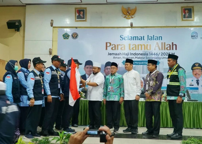 Gubernur Helmi Hasan Doakan 423 CJH Bengkulu Jadi Haji Mabrur 