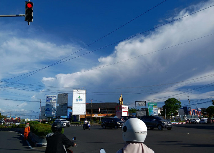 Waspada Cuaca Ekstrem, BMKG Bengkulu Peringatkan Potensi Hujan Lebat, Banjir hingga Longsor