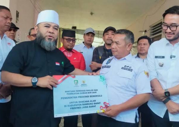 Bantu Korban Longsor Bandung Barat, Pemprov Bengkulu Bangun 5 Sumur Bor dan Rumah Ibadah