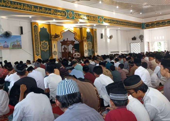 Salat Idul Adha di Masjid Baitul Falihin, Bupati Seluma Ajak Masyarakat Hargai Perbedaan