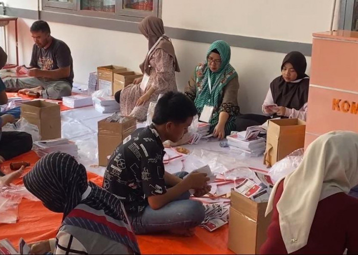 KPU Kota Bengkulu Mulai Proses Pelipatan Surat Suara untuk Pilkada 2024