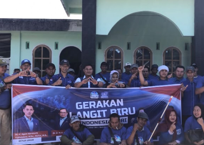 HUT ke-25 Partai Demokrat, DPC Demokrat Lebong Gotong Royong Bersihkan dan Percantik Rumah Ibadah
