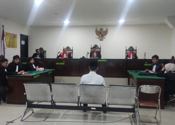 Kasus OTT Pungli SK PPPK, Kabid BKPSDM Seluma Dituntut 2 Tahun Penjara