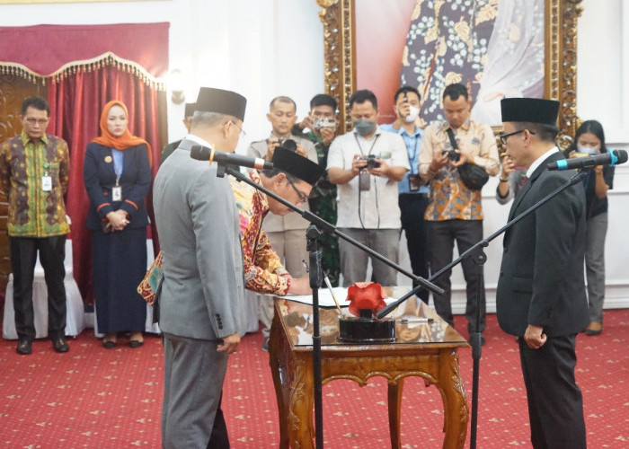 Dilantik Gubernur Bengkulu, Mulkan Resmi Jabat Direktur Operasional Bank Bengkulu