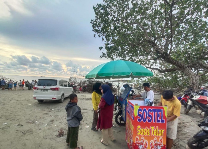 Pedagang Dadakan Bermunculan di Tempat Wisata Kota Bengkulu, Omzet Meningkat Berkali-kali Lipat