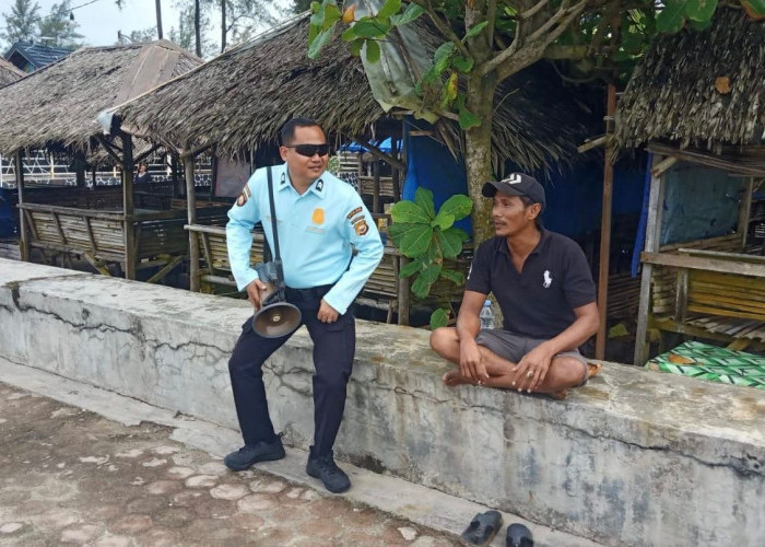Antisipasi Gangguan Kamtibmas, Personel Polda Bengkulu Gelar Patroli Dialogis di Kawasan Wisata
