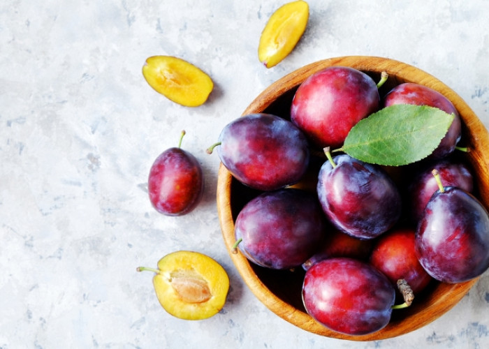 Ada Sederet Kelompok Orang yang Dilarang Mengonsumsi Buah Plum, Siapa Saja?