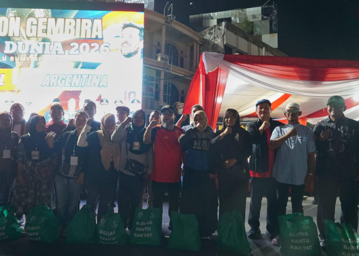 Ribuan Warga Nobar Pildun 2026 di Bundaran Fatmawati, Pemprov Bengkulu Bagikan Sembako dan Doorprize 