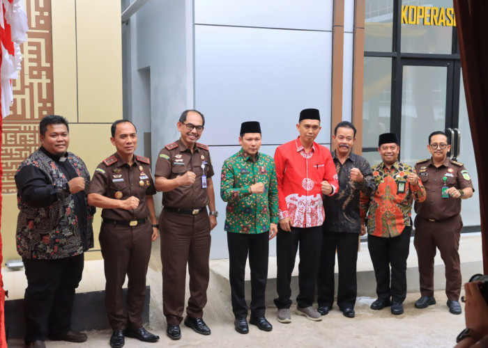 Simbol Harmoni dan Toleransi, Kajati Bengkulu Resmikan Masjid Baiturahim Al Burhan dan PDOEL