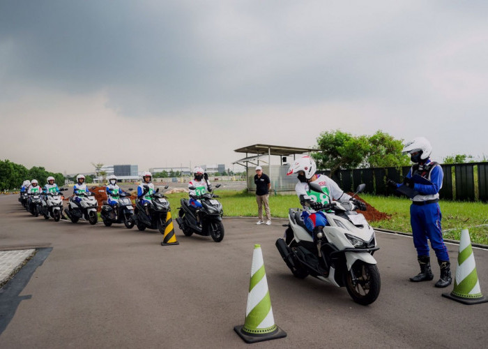 Yayasan AHM Latih Anak Muda Duta Safety Riding Honda