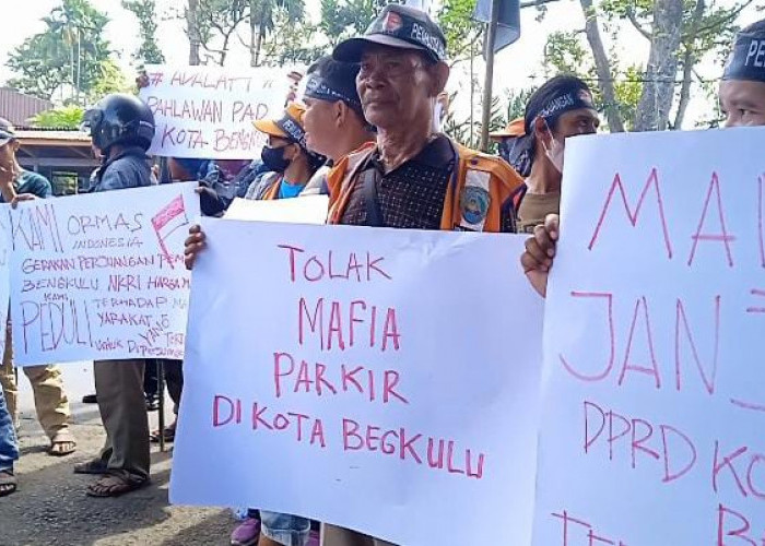 Jukir Gelar Aksi Protes di Depan DPRD Kota Bengkulu, Tolak Kenaikan Setoran Retribusi Parkir
