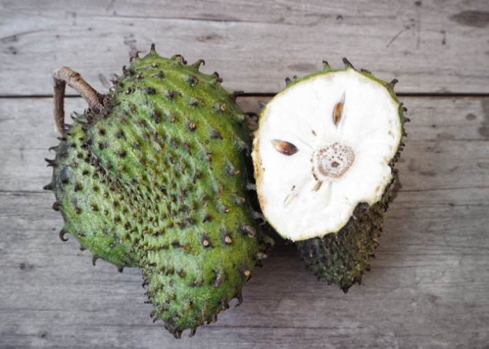 Kaya Kandungan Nutrisi, Ini Manfaat Buah Sirsak untuk Kesehatan Tubuh 