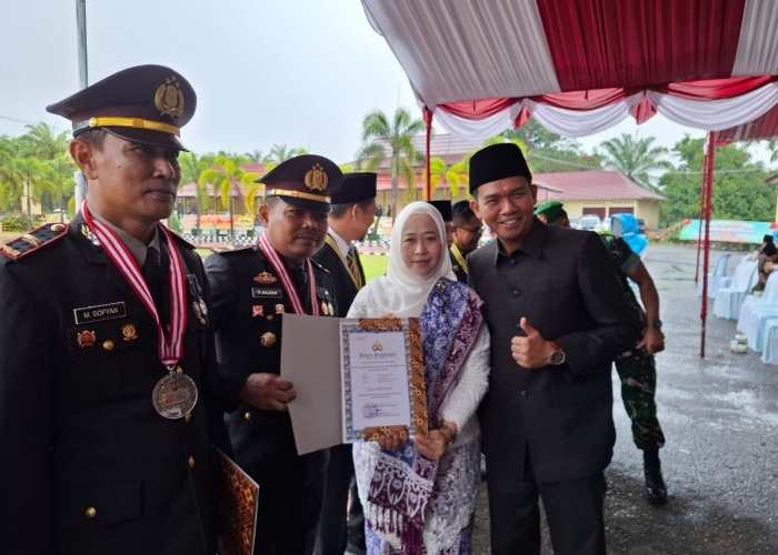 Berkat Prestasi Ungkap Kejahatan, Polsek Sungai Rumbai Terima Penghargaan dari Kapolres Mukomuko