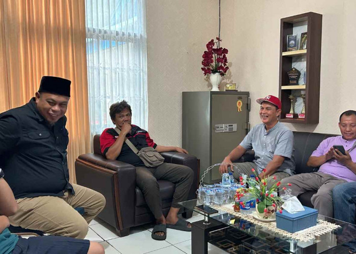 Florist Bengkulu Audiensi ke DLH, Minta Solusi Pemasangan Papan Bunga di Median Jalan