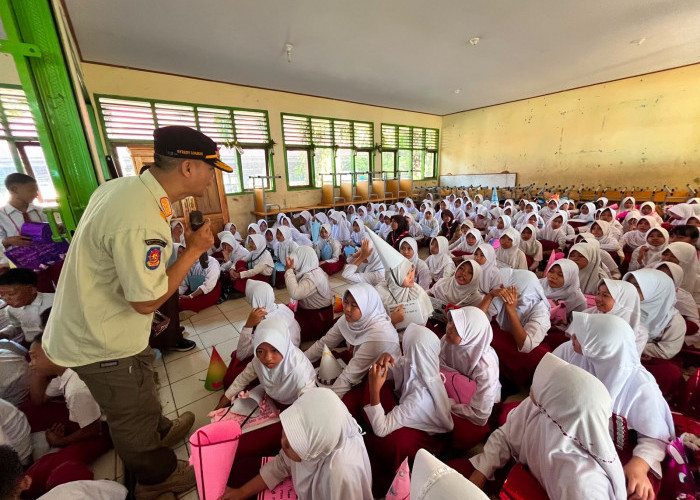 Masuk Rangkaian MPLS, 280 Siswa Baru SMPN 2 Bengkulu Selatan Diedukasi Perda Trantibum