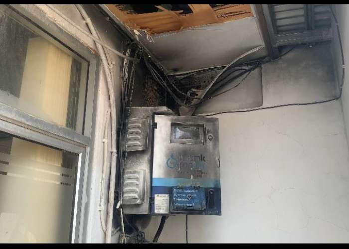 MCB Meledak, Kantor Bawaslu Provinsi Bengkulu Nyaris Dilalap Api