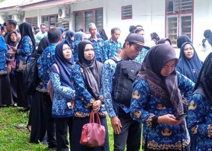 587 PPPK Bengkulu Utara Teken Perpanjangan Masa Perjanjian Kerja