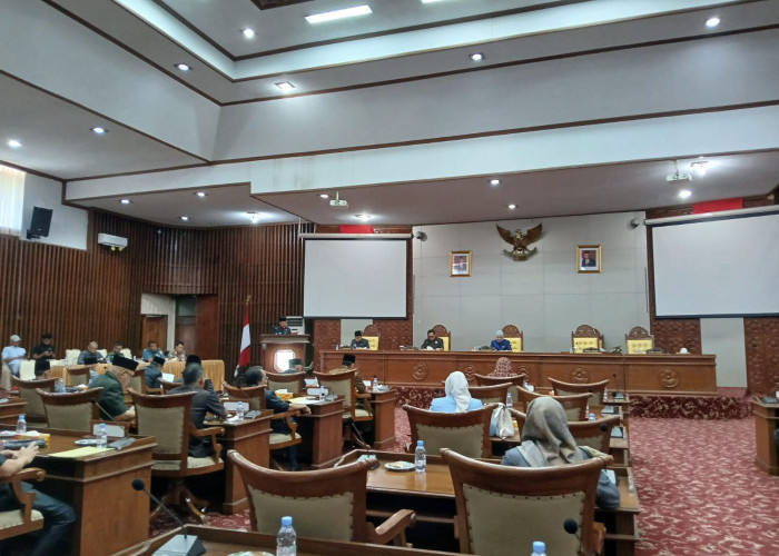 DPRD Provinsi Bengkulu Golkan 6 Raperda Inisiatif untuk Kepentingan Masyarakat 