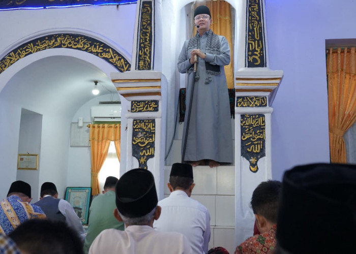 Gubernur Rohidin Salat Iduladha di Masjid Jamik Muhammadiyah Kertapati Bengkulu Tengah 