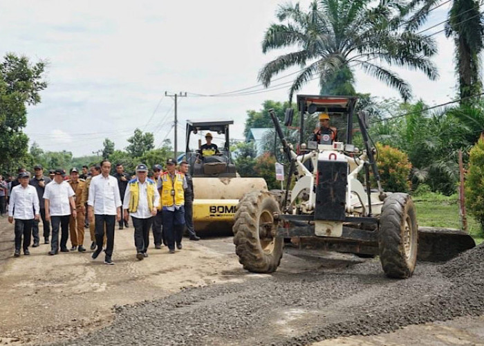 Presiden Jokowi Tinjau Jalan Inpres di Bengkulu Utara, Kucurkan Dana Rp400 M