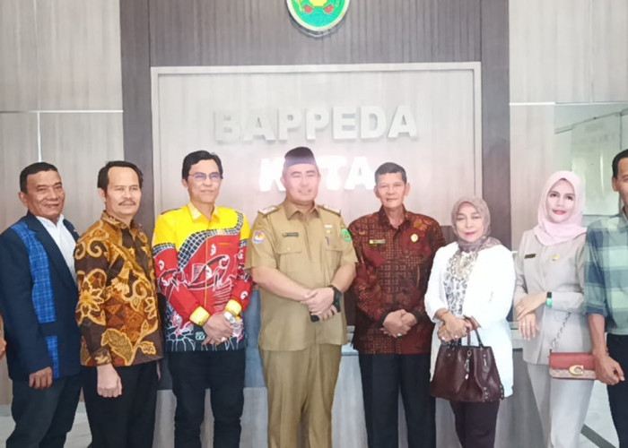 Komisi II DPRD Kota Bengkulu Kunjungi Bappeda, Bahas Rencana Pembangunan di 2025