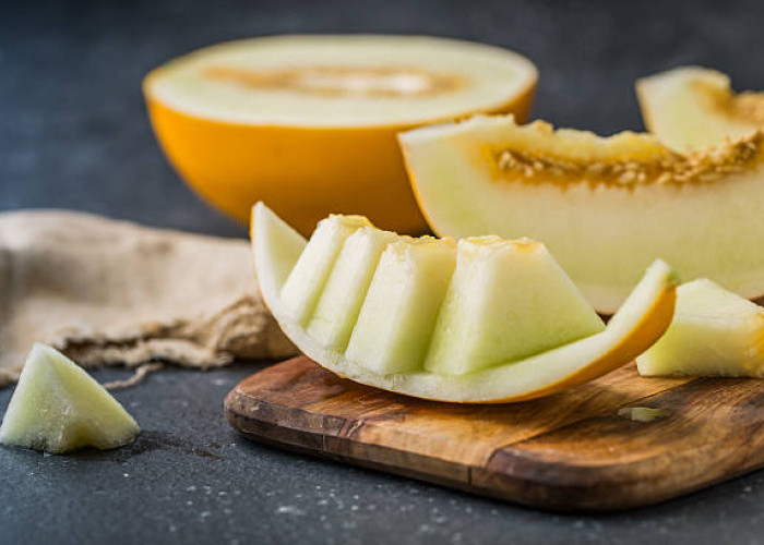 Konsumsi Buah Melon Bikin Tulang Makin Sehat, Cek Manfaat Lainnya Disini!