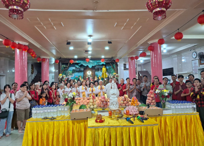 Menyongsong Tahun Kuda Api, Umat Buddha Bengkulu Doakan Semangat Kebersamaan di Tahun 2026