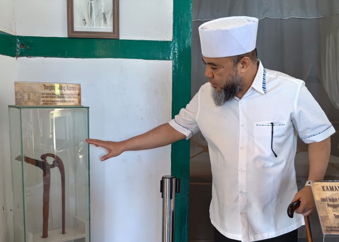 Jangan Salah Pahami Ajakan Salat Taubat Gubernur Helmi Hasan: Solusi Bumi dan Langit Berjalan Iringan